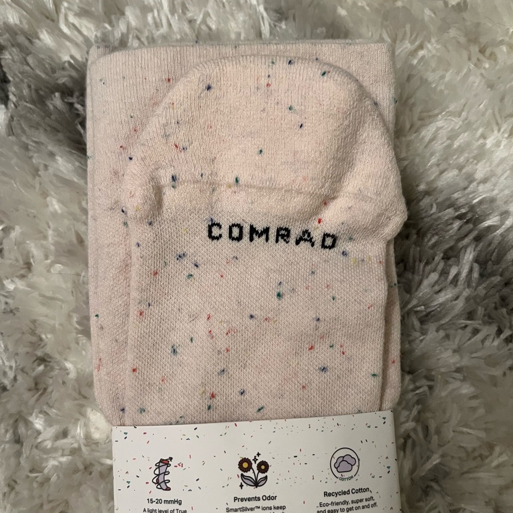 NWT Comrad Recycled Cotton Compression Socks, L